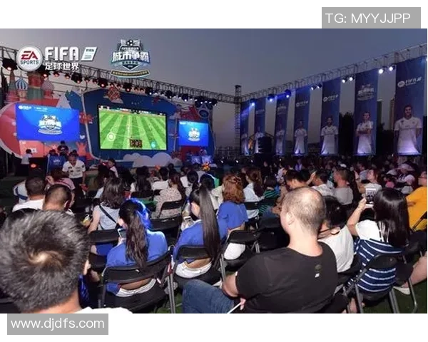 狮王足球球星闪耀绿茵场引领团队走向辉煌未来