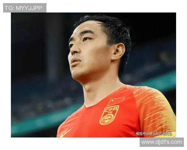 足球传奇英雄谢幕走完人生旅程，永载史册的辉煌岁月定格在记忆中